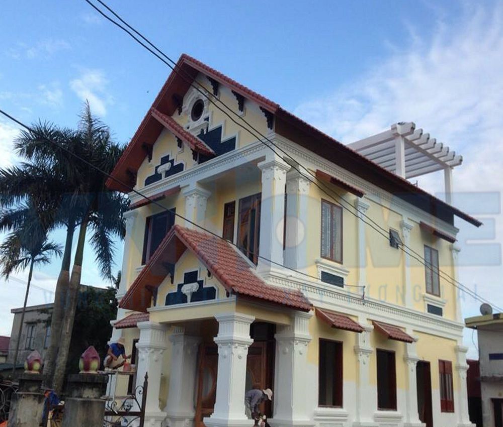Biệt thự hiện đại 2,5 tầng trong quá trình hoàn thiện